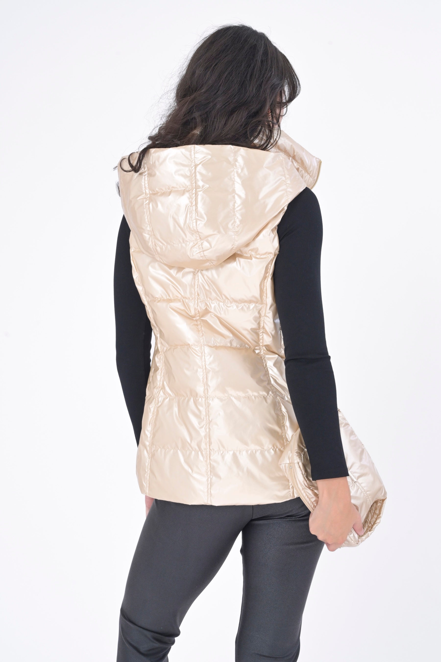 argue FOODIE OVER DOWN VEST/WARM MILK 新品 Cosmic Metallic Down Vest – MyAnorak