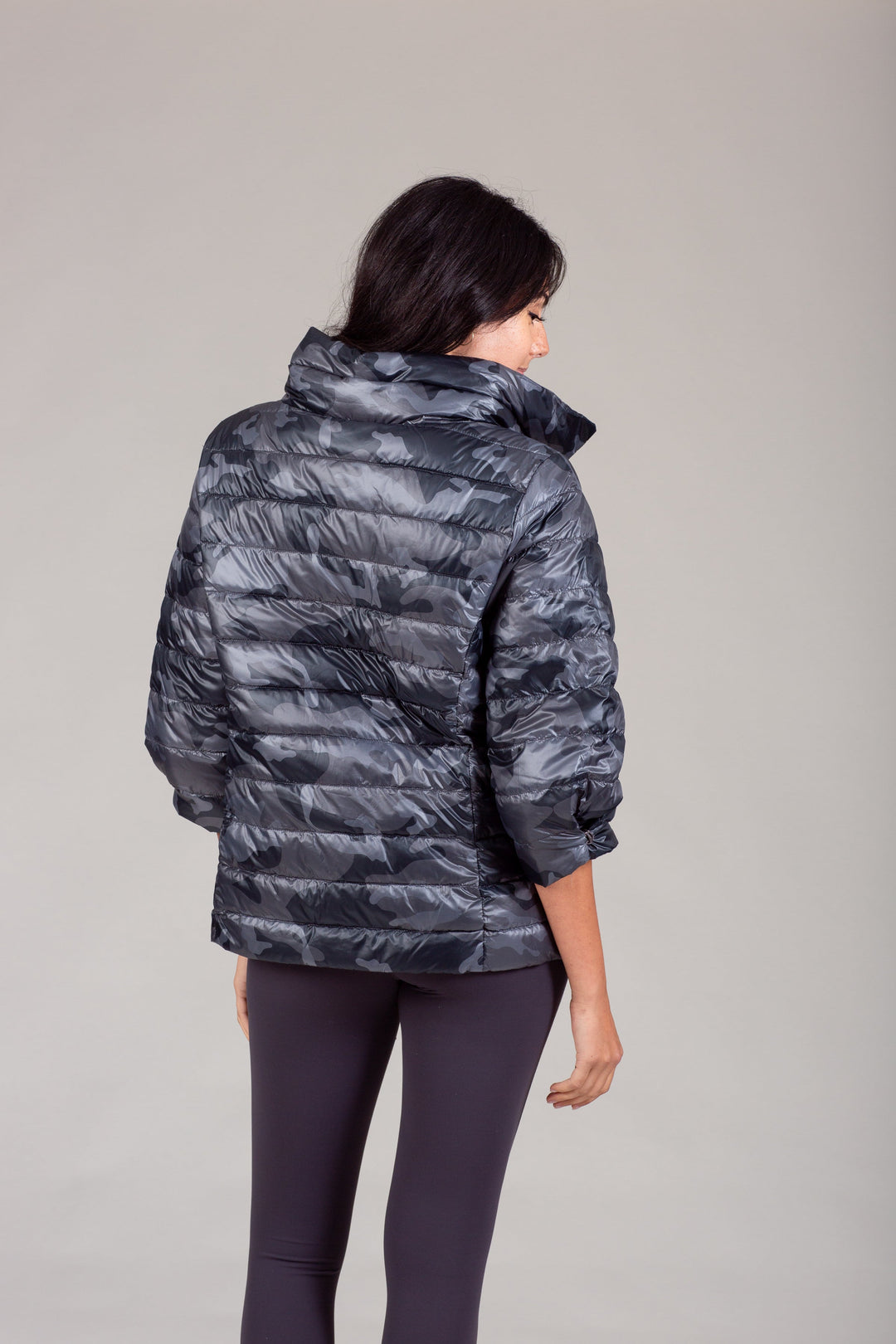 Pattern Crop Sleeve Puffer Jacket