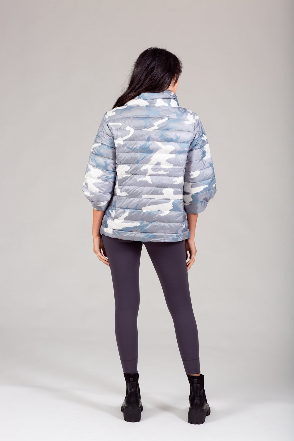 Pattern Crop Sleeve Puffer Jacket