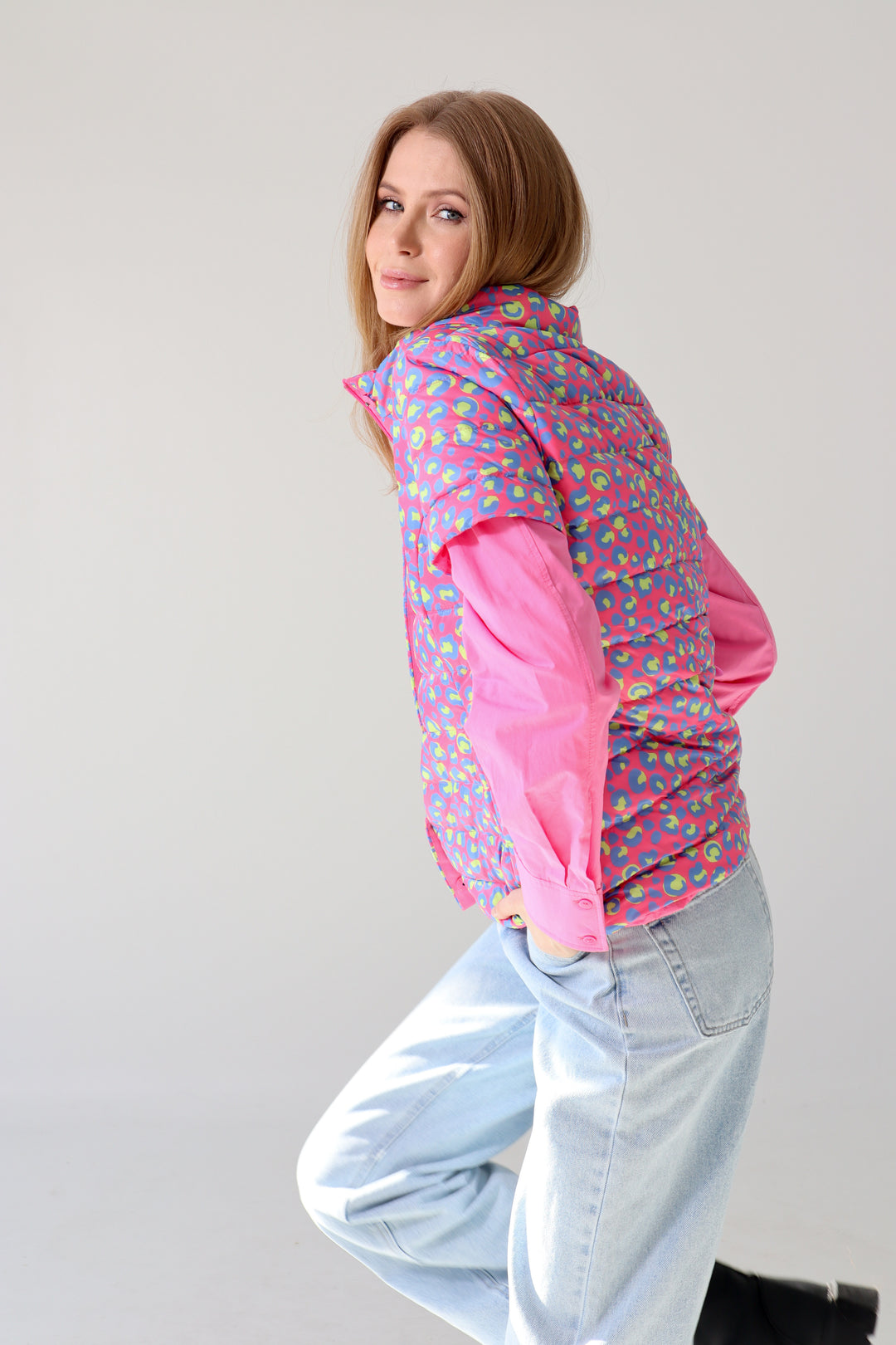 colorful short sleeve puffer jacket
