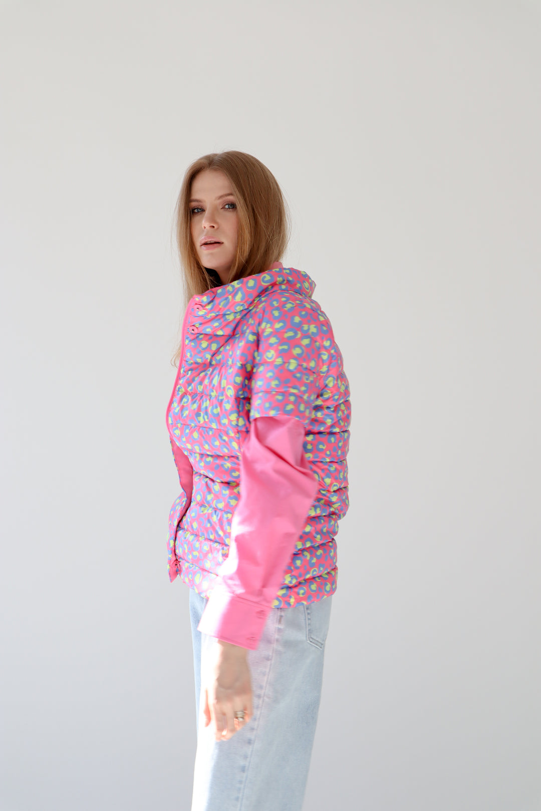 colorful short sleeve puffer jacket