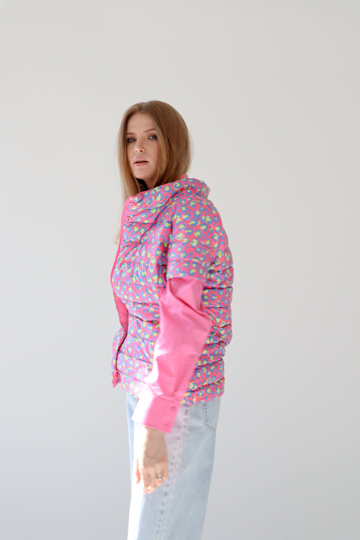 colorful short sleeve puffer jacket